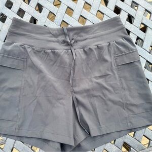 Calia by Carrie Underwood Mid Rise Shorts, Black 4” Inseam, NWT Size S